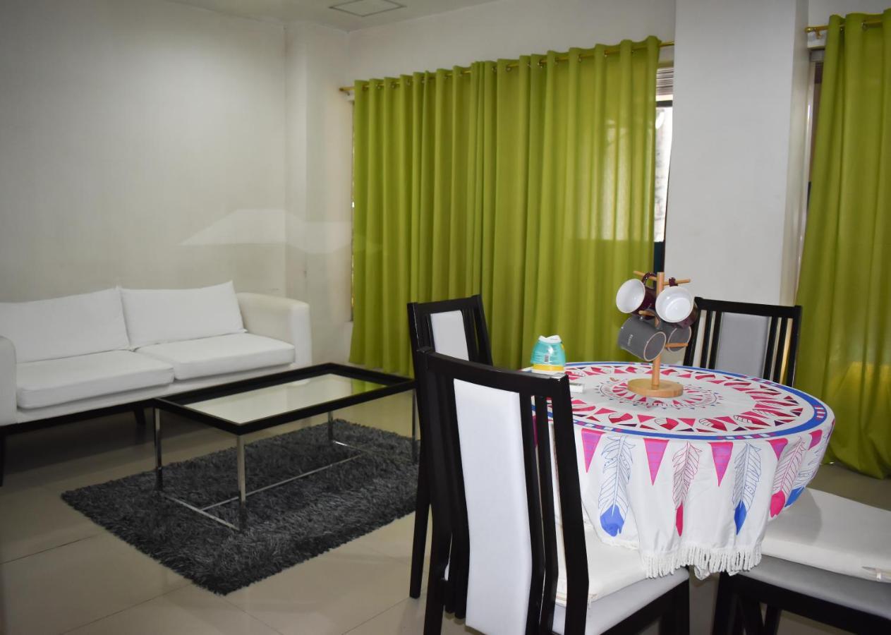 Happy Homes Manila Exterior foto